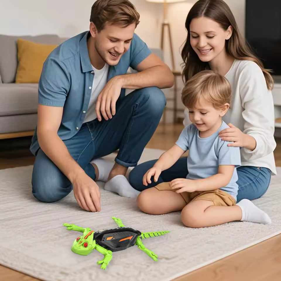 Crawler Gecko - The Ultimate Gravity Defying Toy